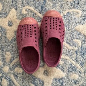 Native Kids Water Shoes in Purple